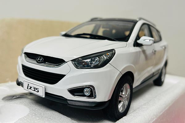 1/18 Hyundai ix35 Diecast Model